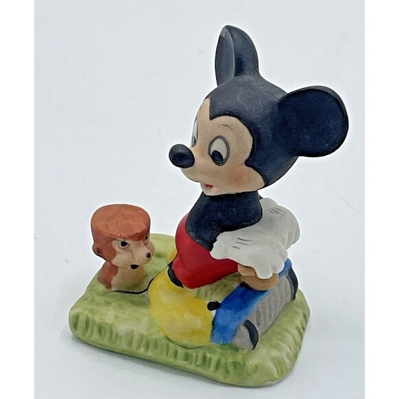 Vintage Walt Disney Mickey Mouse W/Hedgehog Figurine Mowing Lawn Taiwan 2.5” - Picture 11 of 11